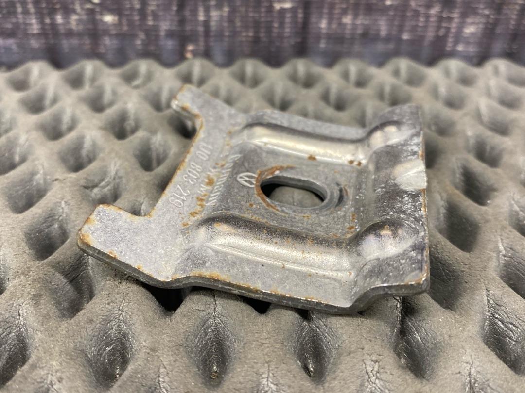 Крепление аккумулятора, 910 рублей, Красноярск