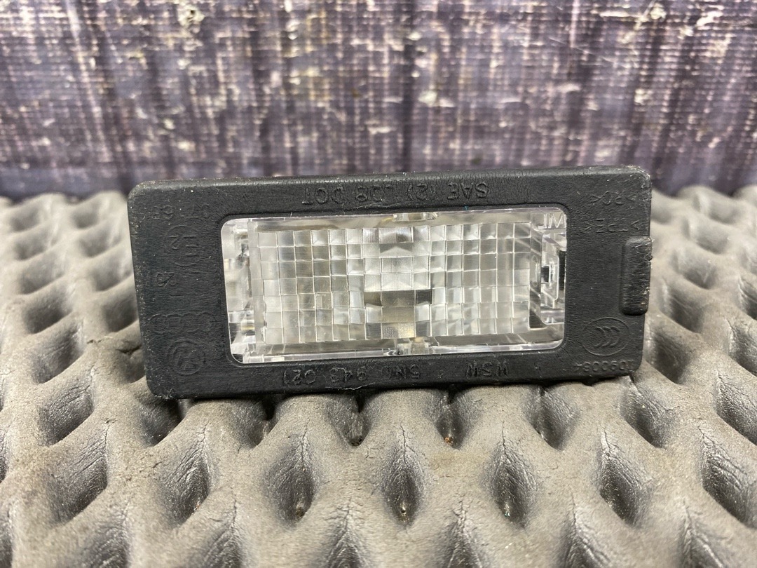 Плафон подсветки номера, 630 рублей, Красноярск