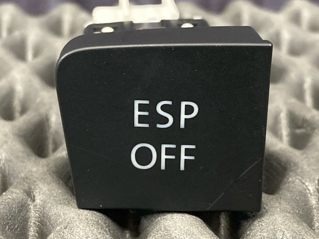 Кнопка ESP, 970 рублей, Красноярск