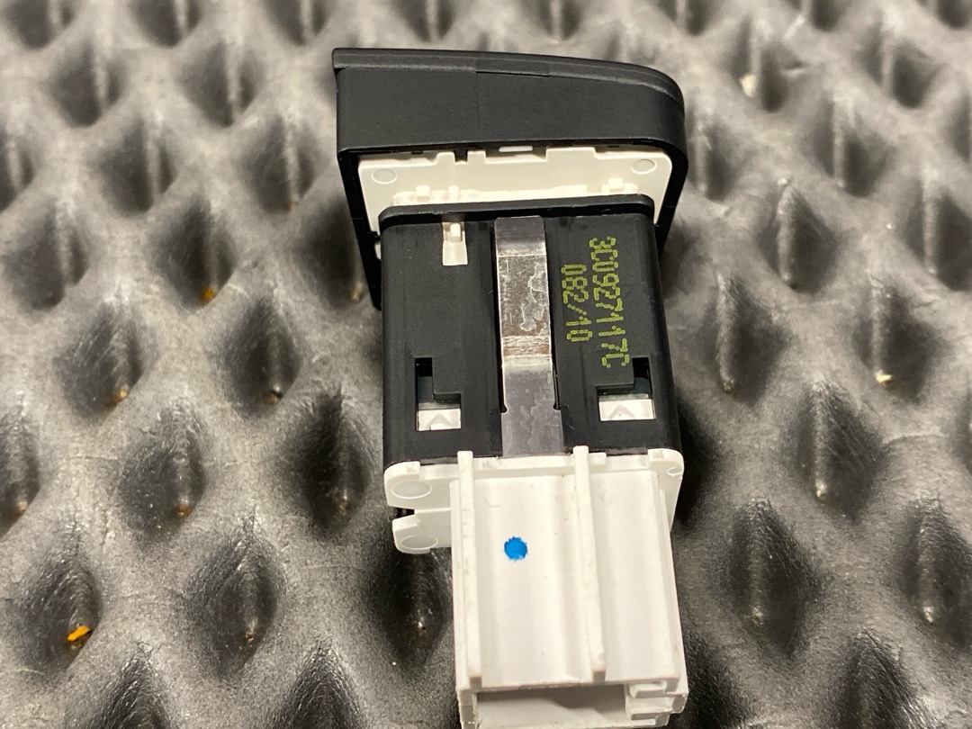 Кнопка ESP, 970 рублей, Красноярск