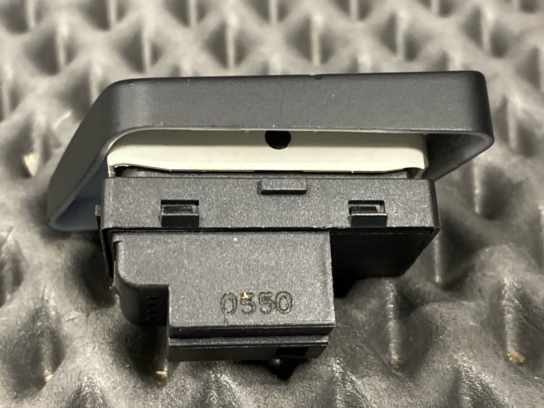 Кнопка центрального замка, 540 рублей, Красноярск