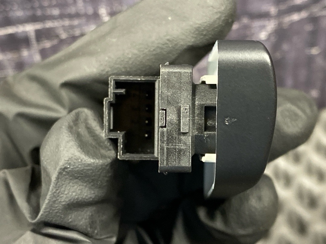 Кнопка центрального замка, 540 рублей, Красноярск