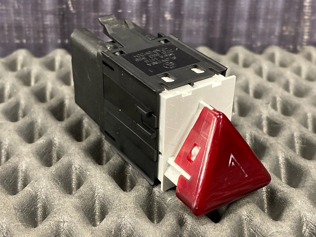 Кнопка аварийной остановки, 720 рублей, Красноярск