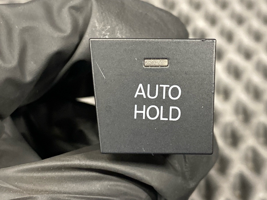 Кнопка Auto-Hold, 780 рублей, Красноярск