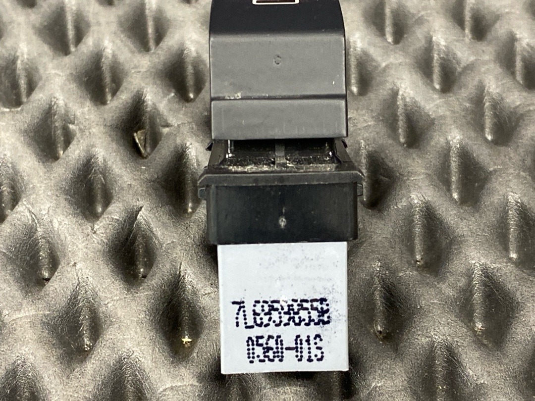 Кнопка стеклоподъемника, 730 рублей, Красноярск