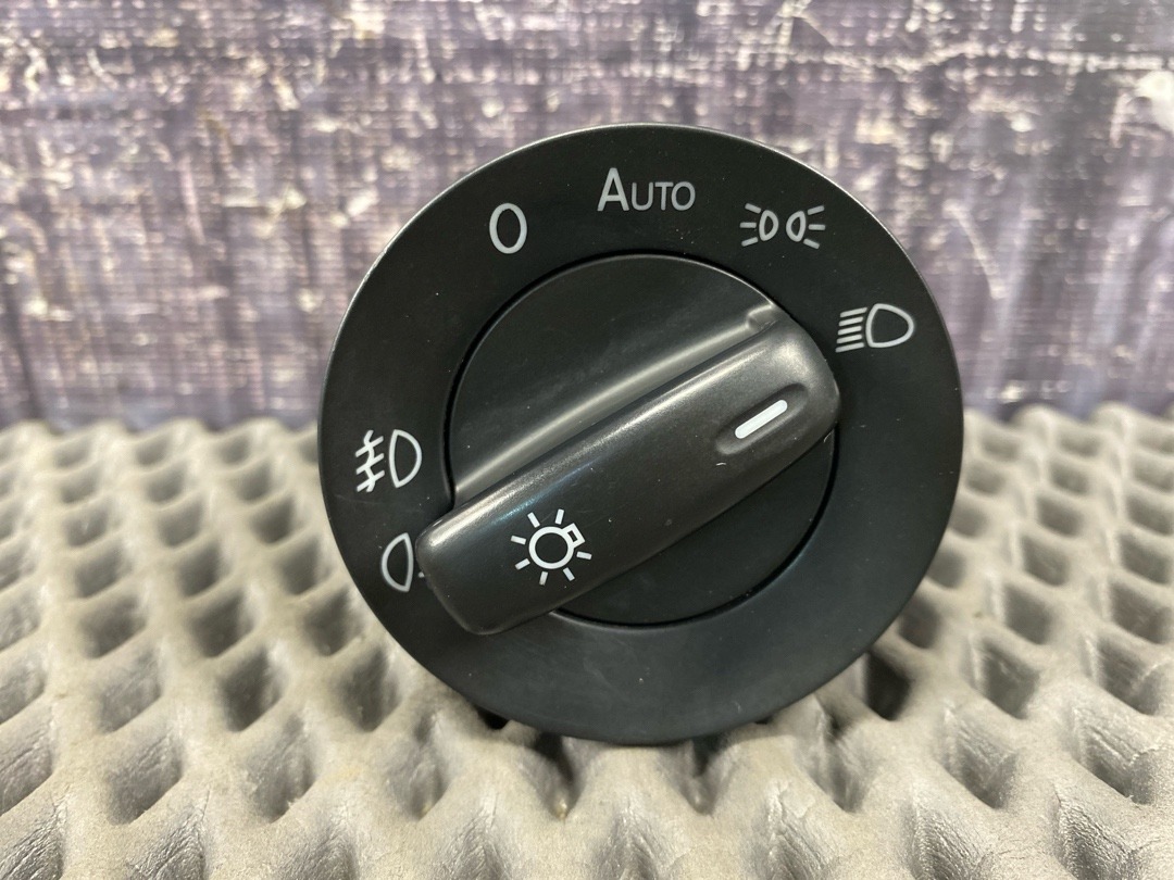 Переключатель света, 2360 рублей, Красноярск