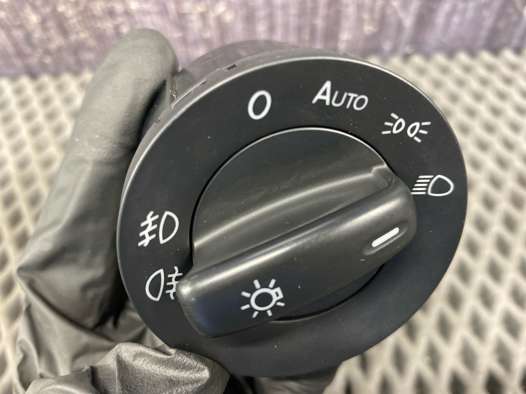 Переключатель света, 2360 рублей, Красноярск