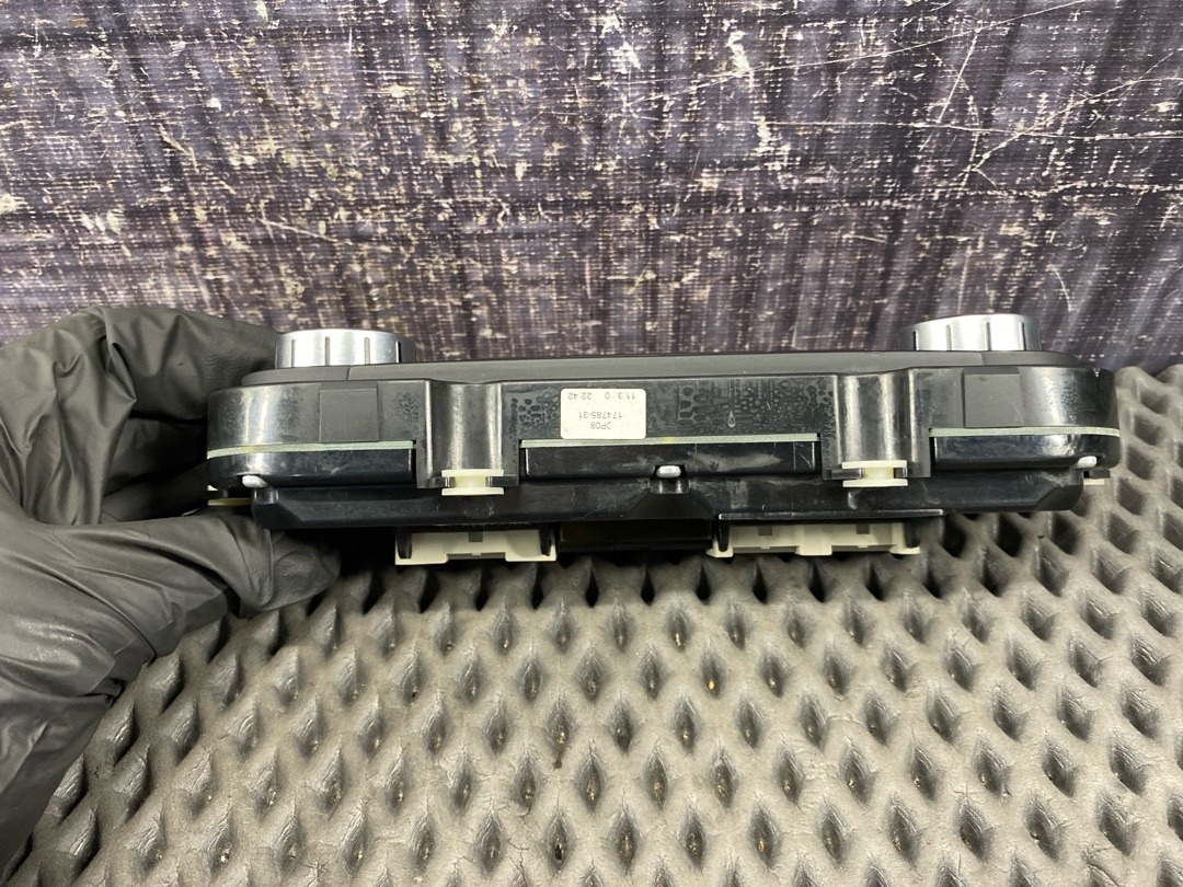 Блок управления климат-контролем, 3520 рублей, Красноярск