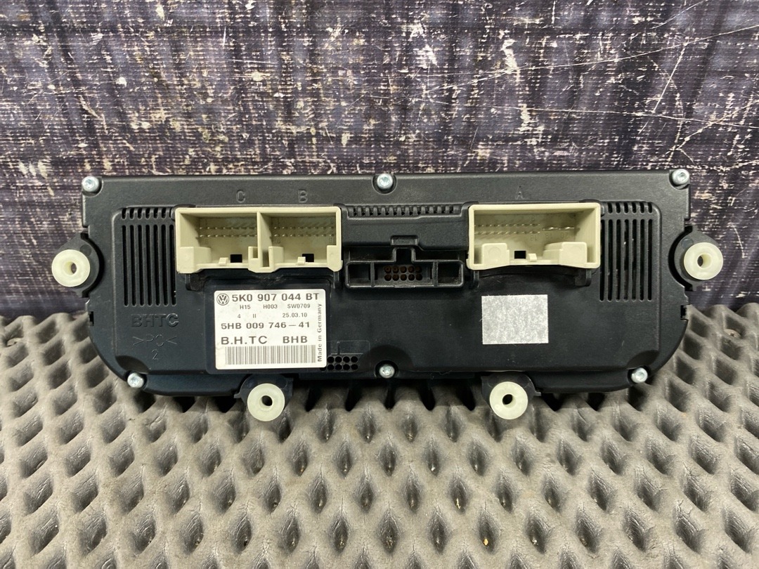 Блок управления климат-контролем, 3520 рублей, Красноярск