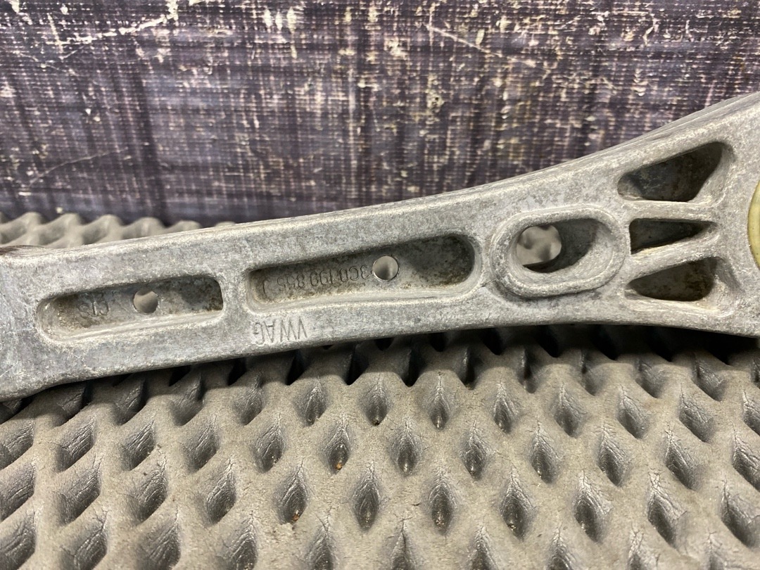 Опора двигателя, 970 рублей, Красноярск