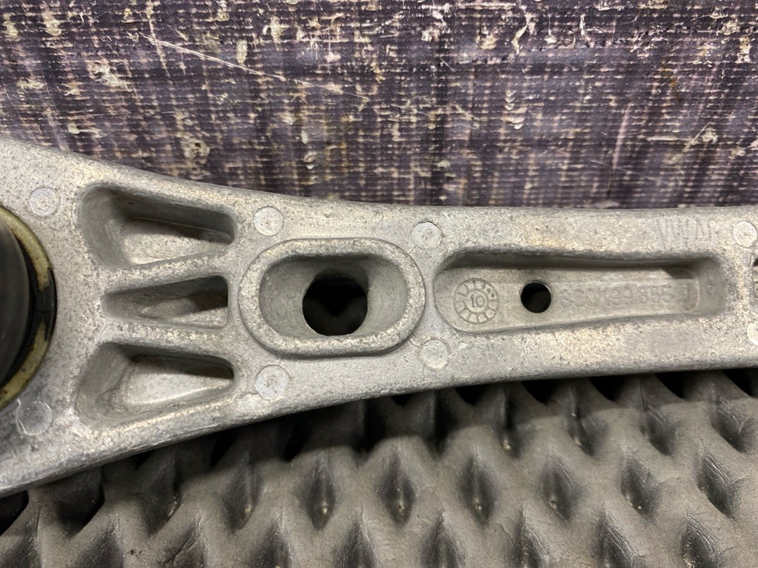 Опора двигателя, 970 рублей, Красноярск