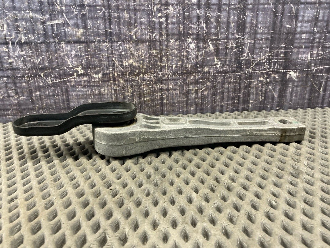 Опора двигателя, 970 рублей, Красноярск