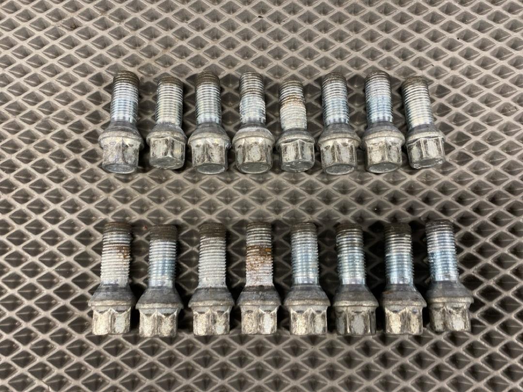 Комплект колесных болтов, 2970 рублей, Красноярск