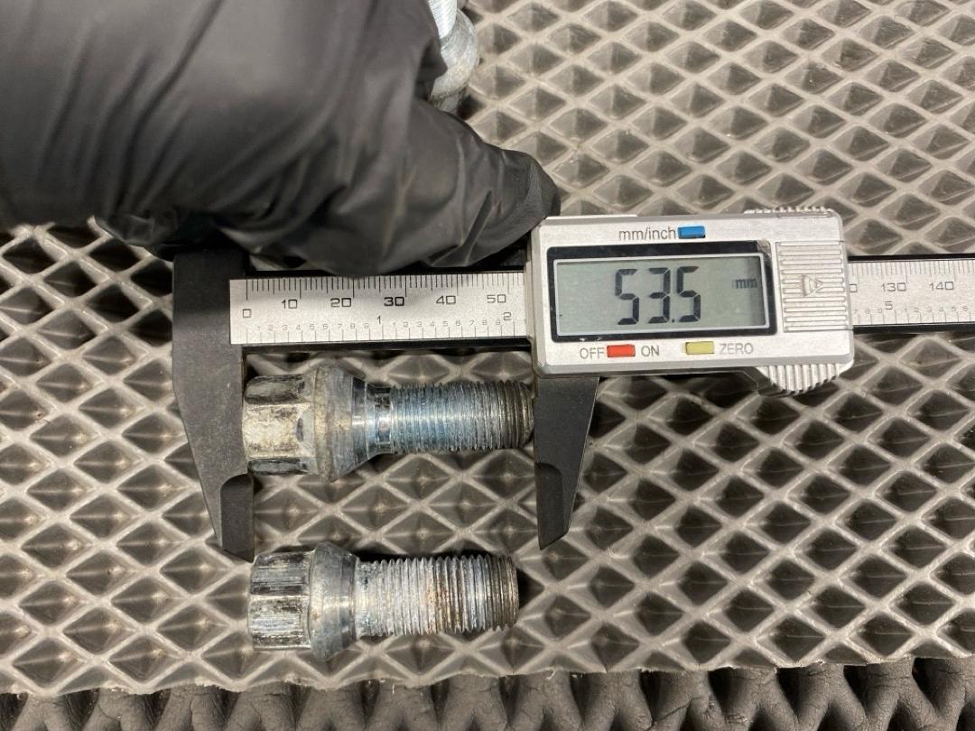 Комплект колесных болтов, 2970 рублей, Красноярск