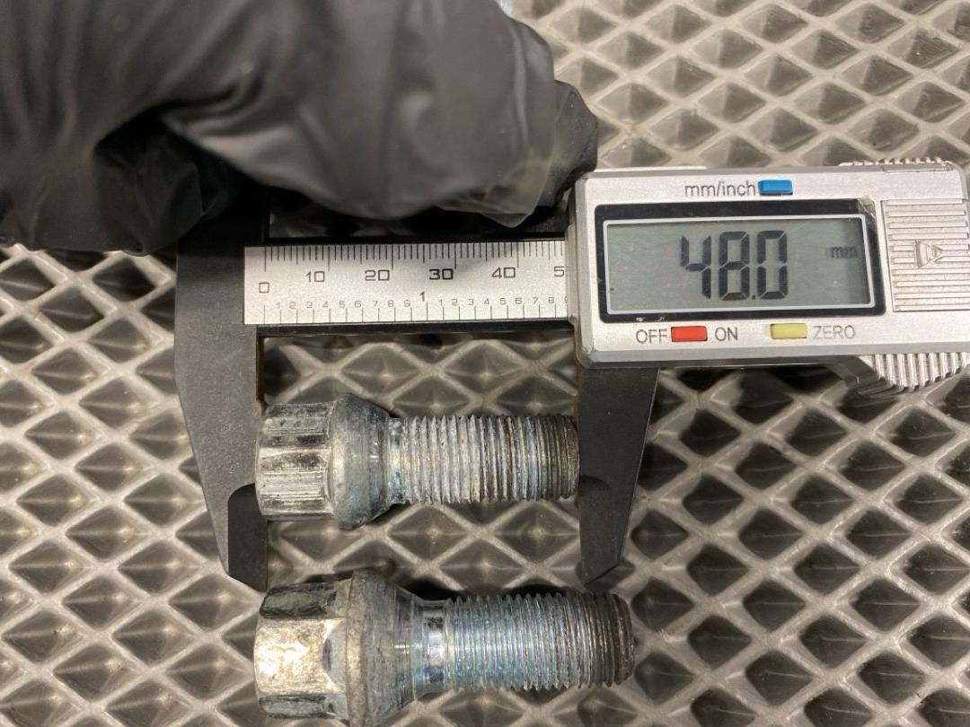 Комплект колесных болтов, 2970 рублей, Красноярск