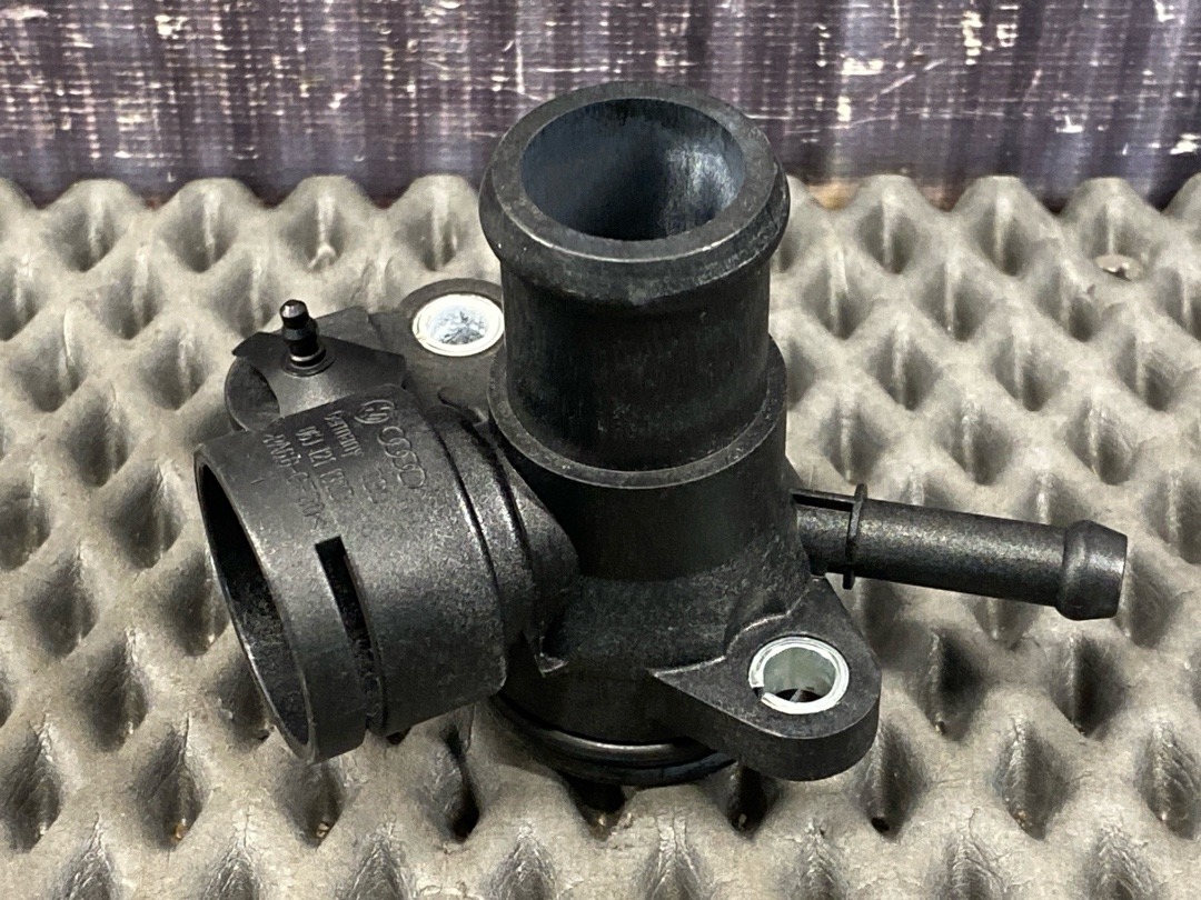 Фланец системы охлаждения, 1360 рублей, Красноярск