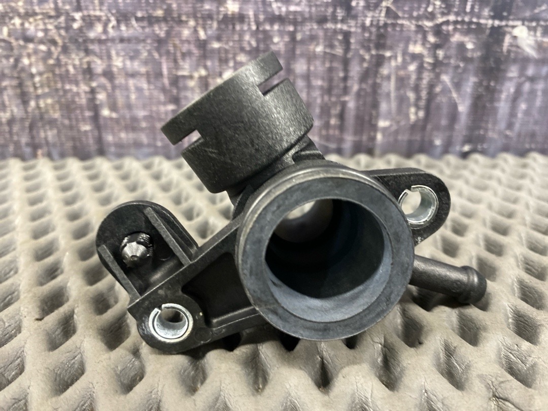 Фланец системы охлаждения, 1360 рублей, Красноярск