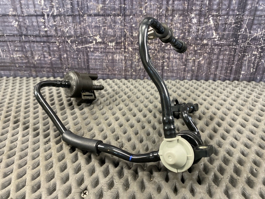 Клапан вентиляции топливного бака, 3730 рублей, Красноярск