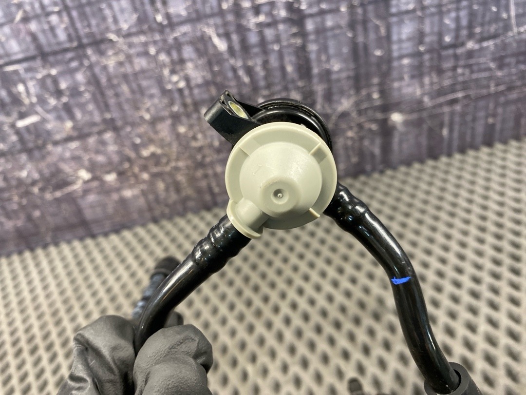 Клапан вентиляции топливного бака, 3730 рублей, Красноярск