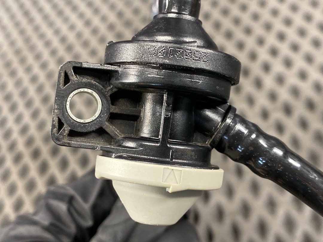 Клапан вентиляции топливного бака, 3730 рублей, Красноярск