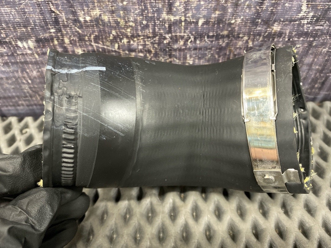 Патрубок интеркуллера, 1120 рублей, Красноярск