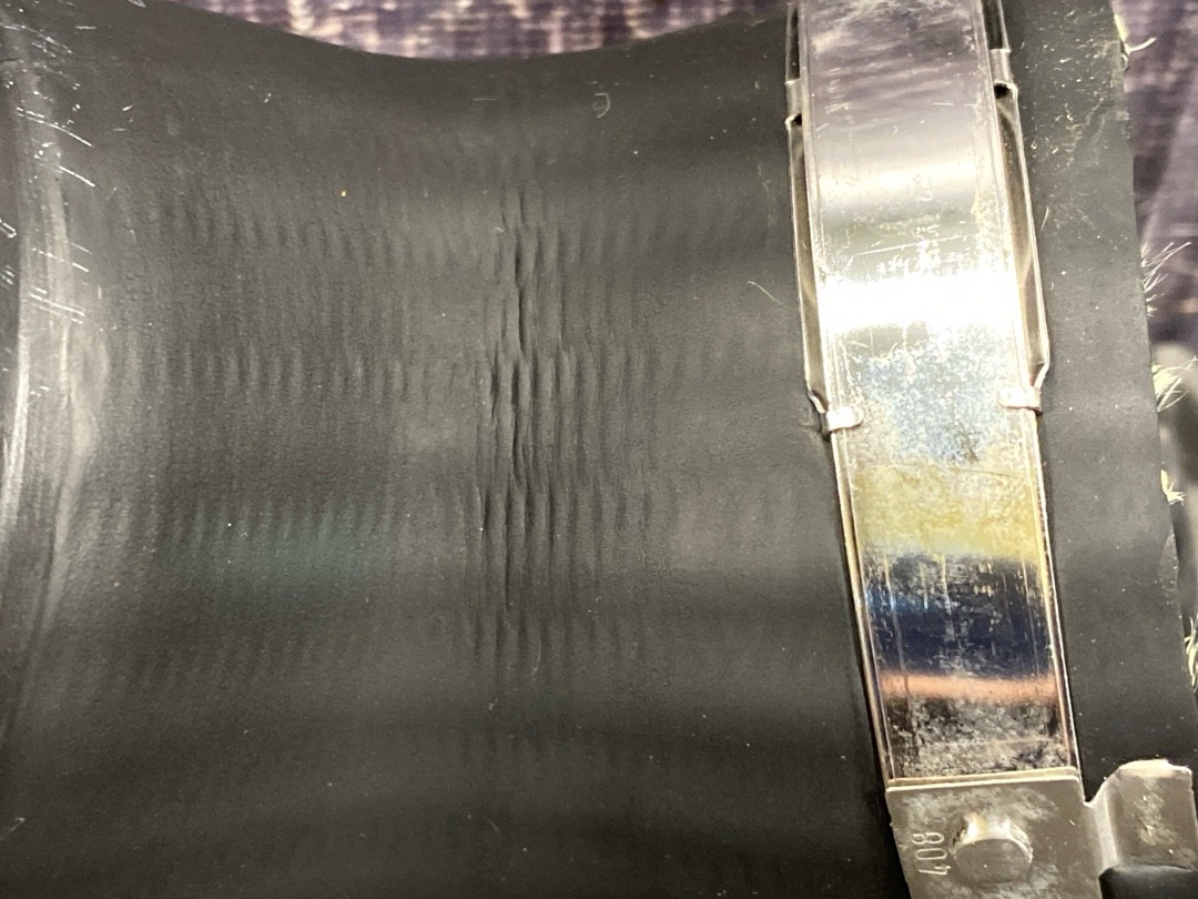 Патрубок интеркуллера, 1120 рублей, Красноярск