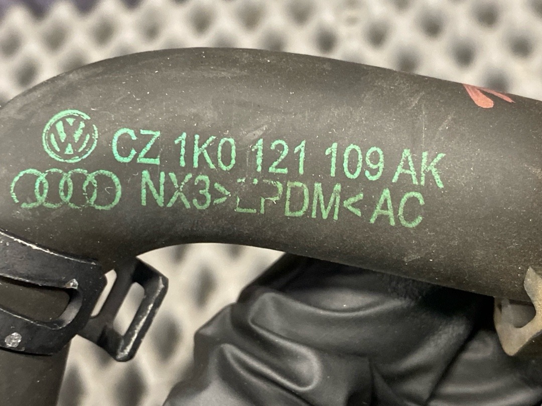 Шланг системы охлаждения, 840 рублей, Красноярск