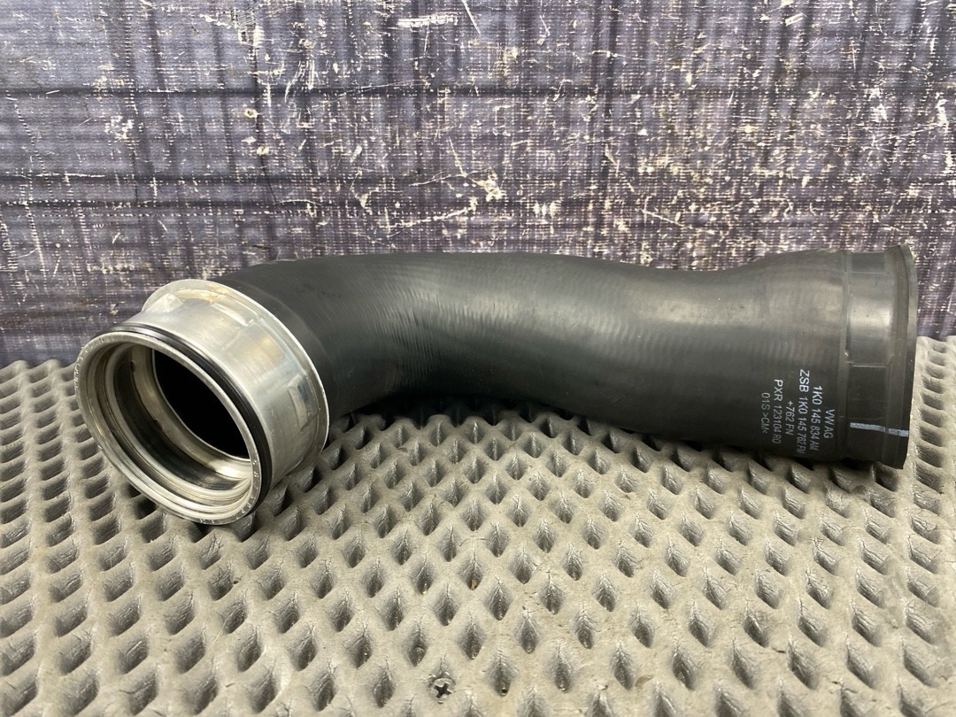 Патрубок интеркуллера, 1560 рублей, Красноярск