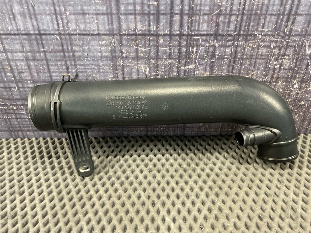 Патрубок впускной, 1520 рублей, Красноярск