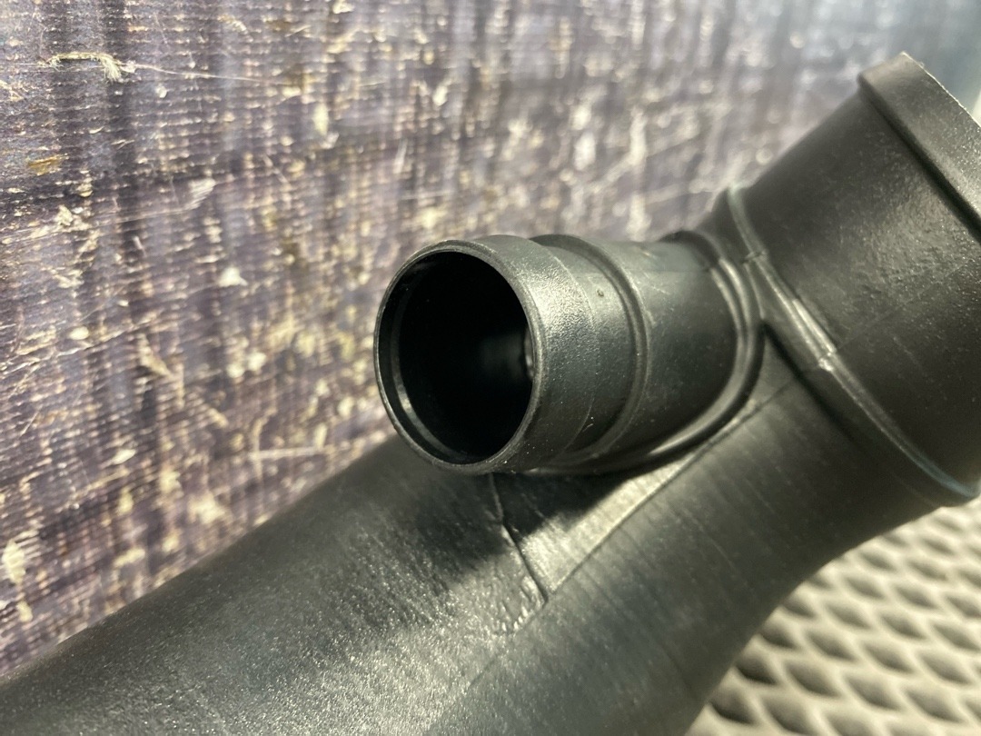 Патрубок впускной, 1520 рублей, Красноярск