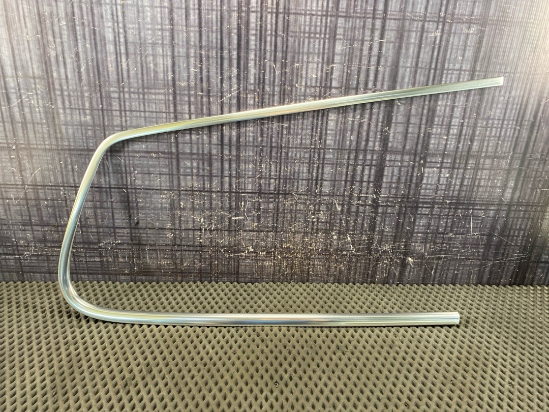 Молдинг стекла, 1030 рублей, Красноярск