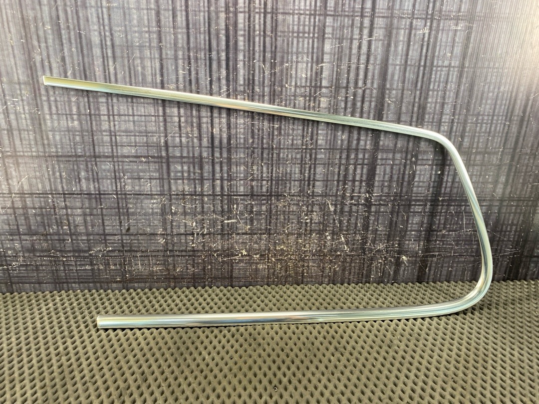 Молдинг стекла, 1030 рублей, Красноярск