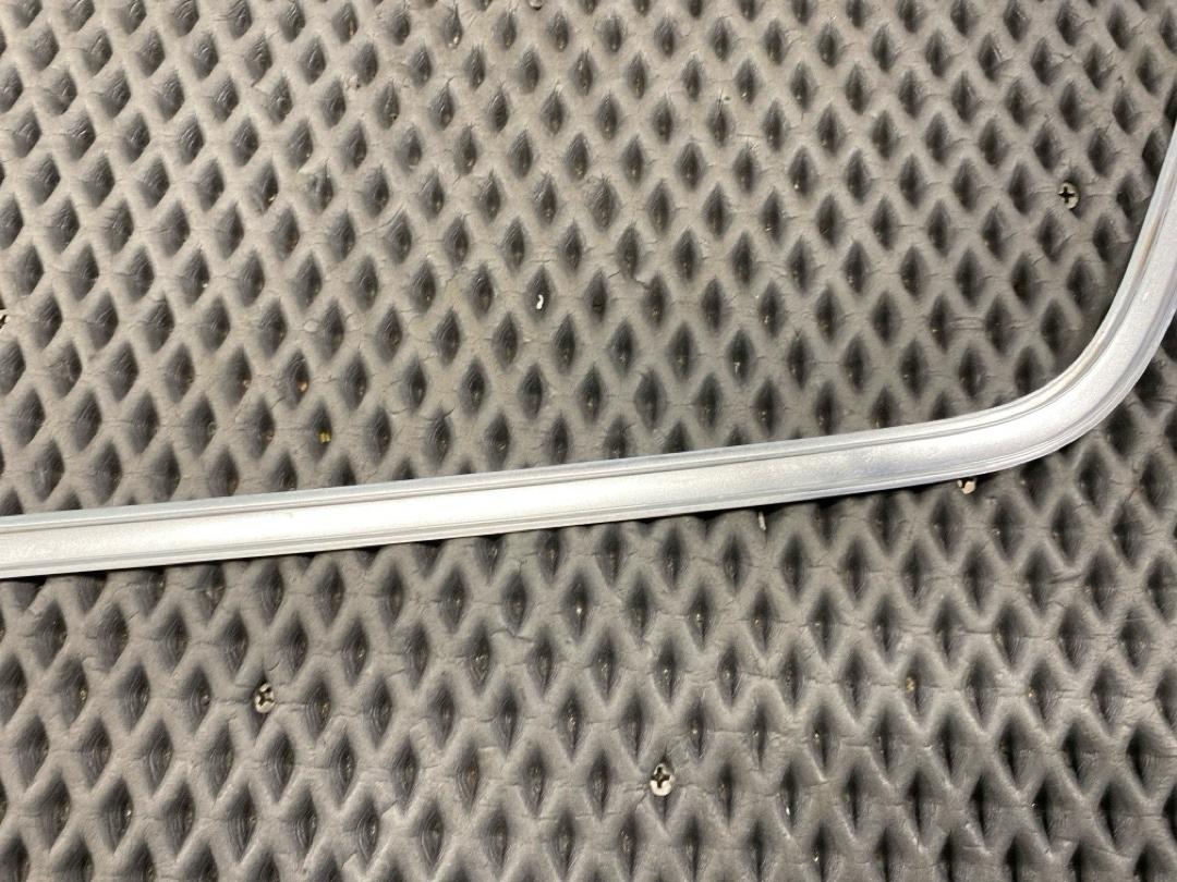 Молдинг стекла, 1030 рублей, Красноярск