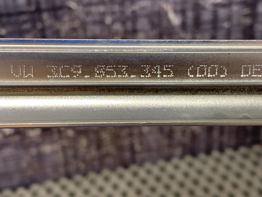 Молдинг стекла, 1030 рублей, Красноярск