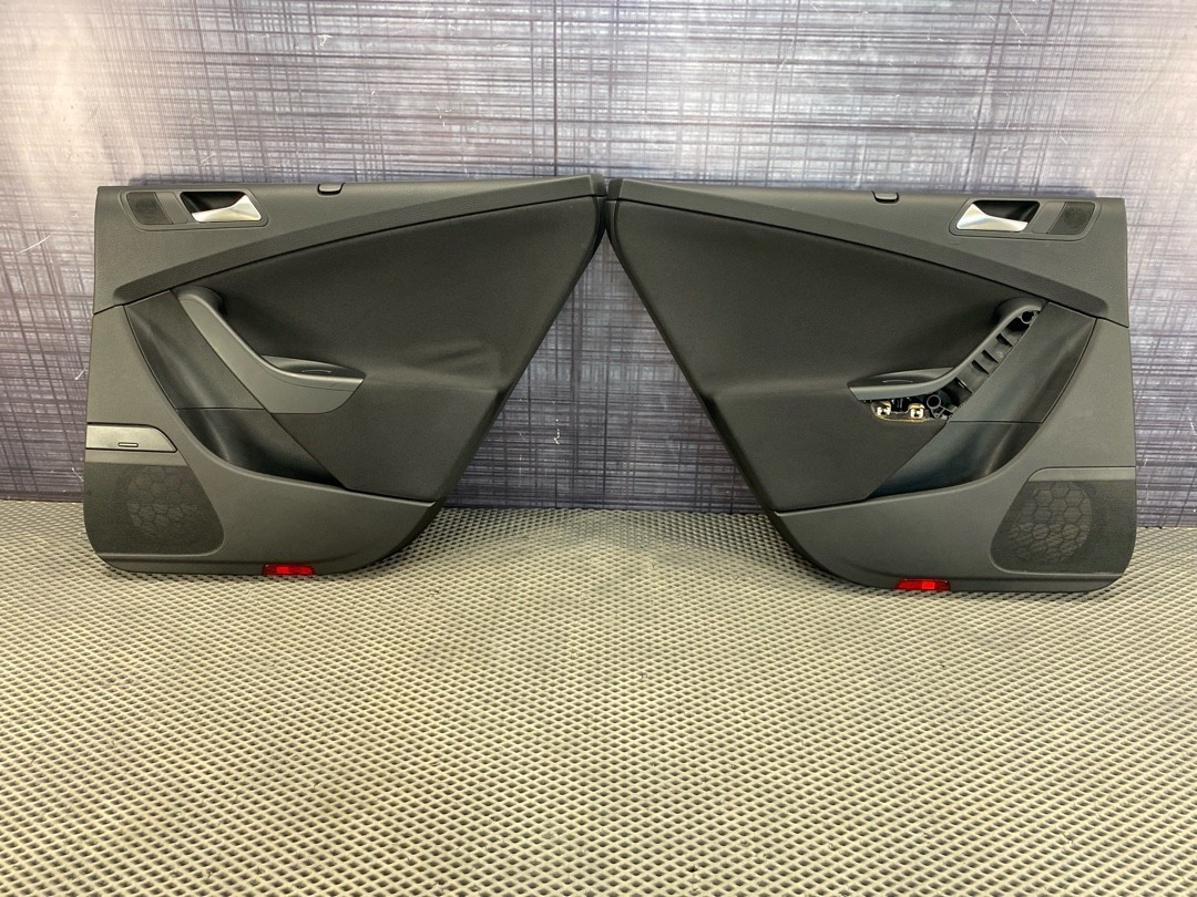 Комплект обшивок дверей, 3980 рублей, Красноярск