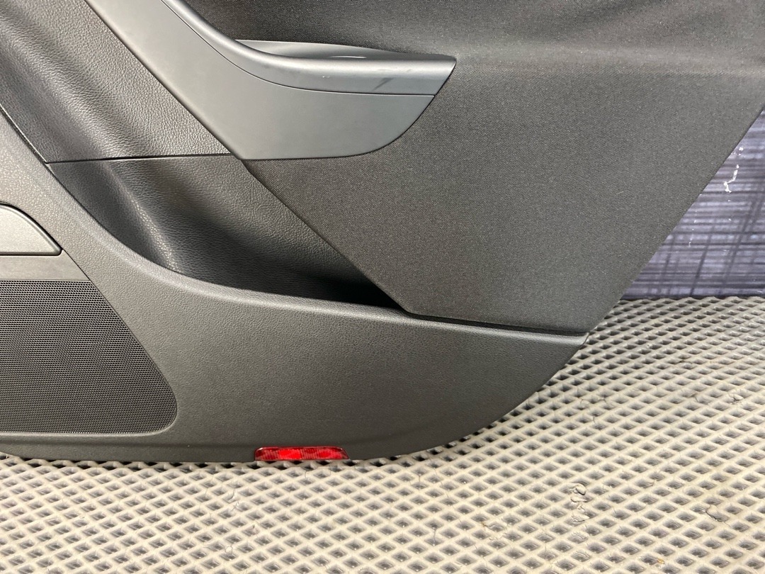 Комплект обшивок дверей, 3980 рублей, Красноярск