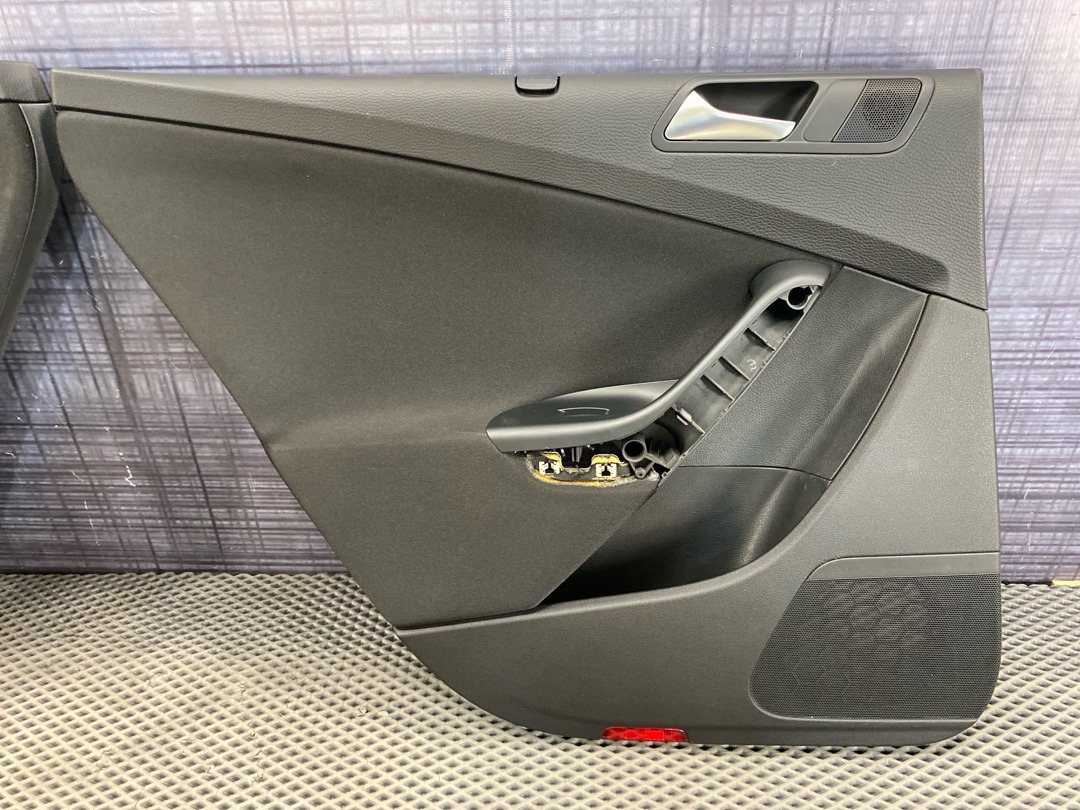 Комплект обшивок дверей, 3980 рублей, Красноярск