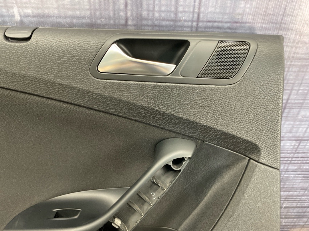 Комплект обшивок дверей, 3980 рублей, Красноярск