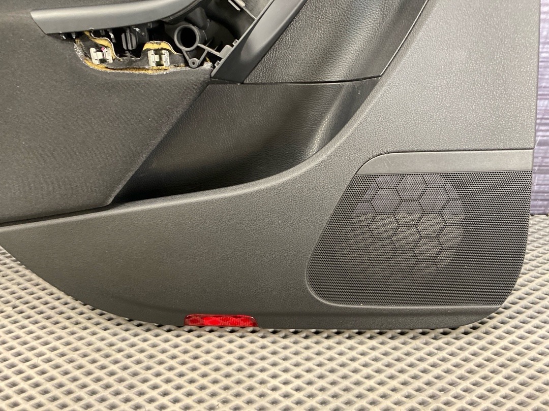 Комплект обшивок дверей, 3980 рублей, Красноярск