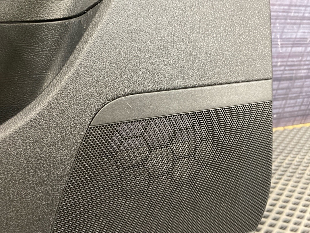 Комплект обшивок дверей, 3980 рублей, Красноярск