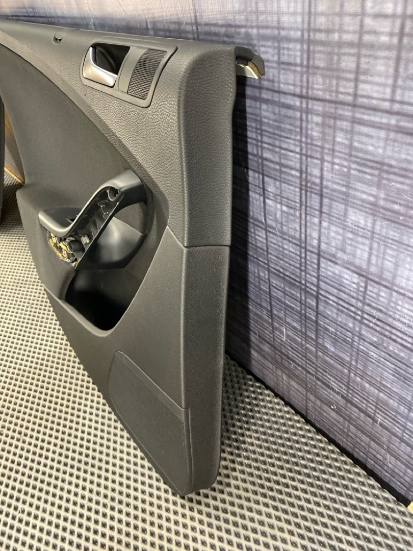 Комплект обшивок дверей, 3980 рублей, Красноярск