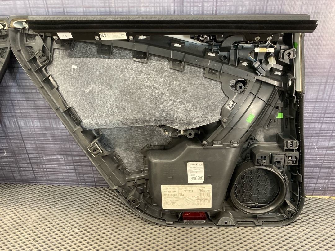 Комплект обшивок дверей, 3980 рублей, Красноярск