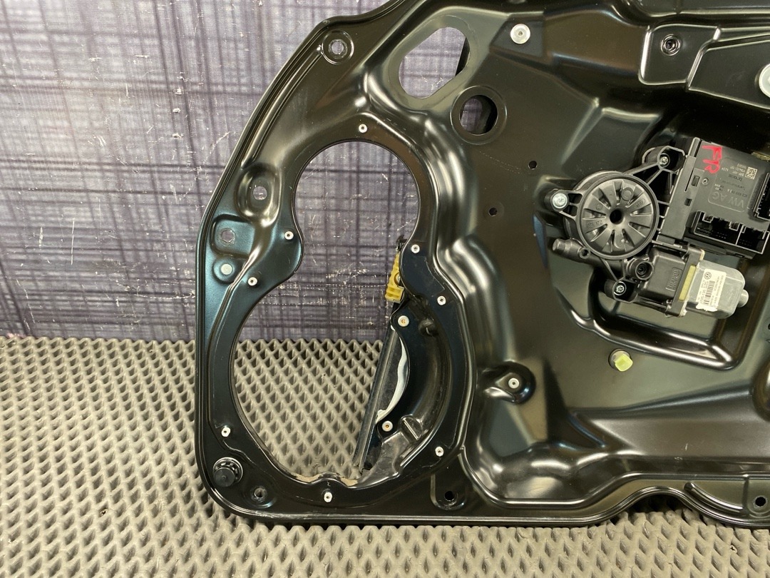 Стеклоподъемник, 2860 рублей, Красноярск