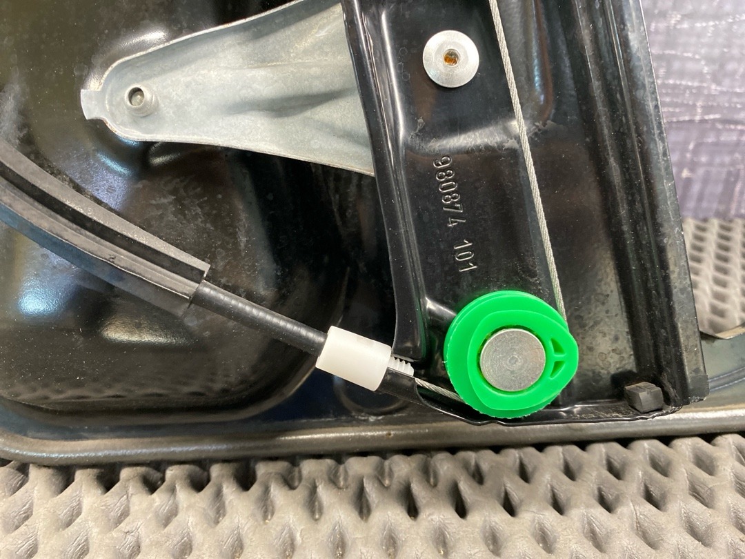 Стеклоподъемник, 2860 рублей, Красноярск