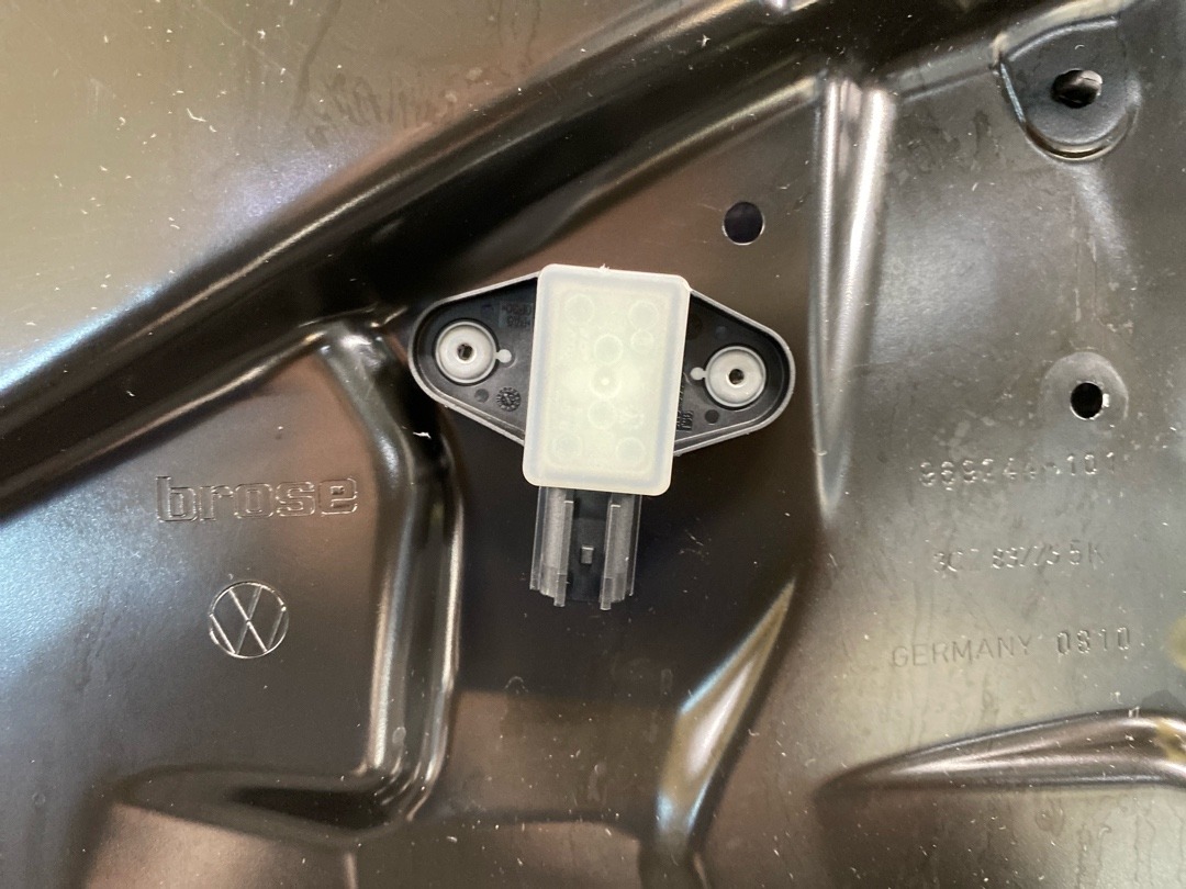 Стеклоподъемник, 2860 рублей, Красноярск