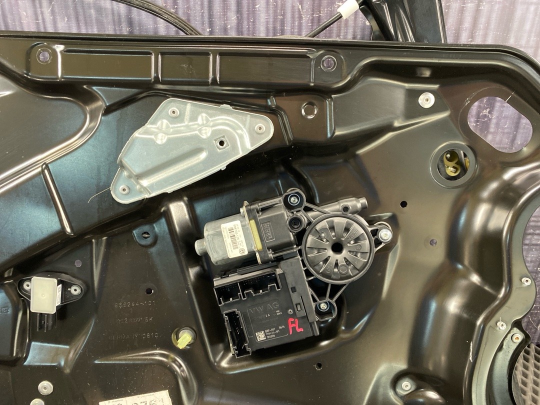 Стеклоподъемник, 2860 рублей, Красноярск