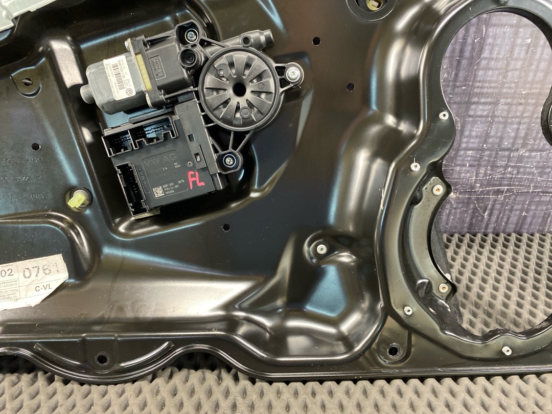 Стеклоподъемник, 2860 рублей, Красноярск