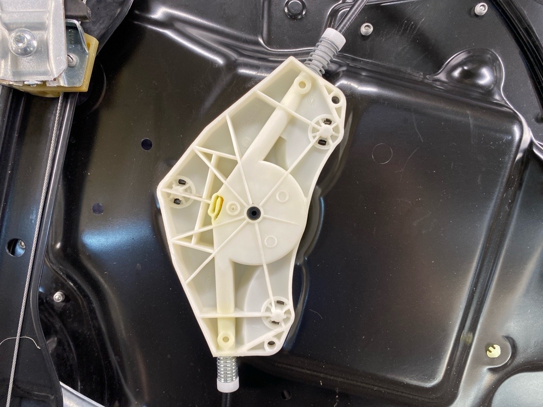 Стеклоподъемник, 2860 рублей, Красноярск