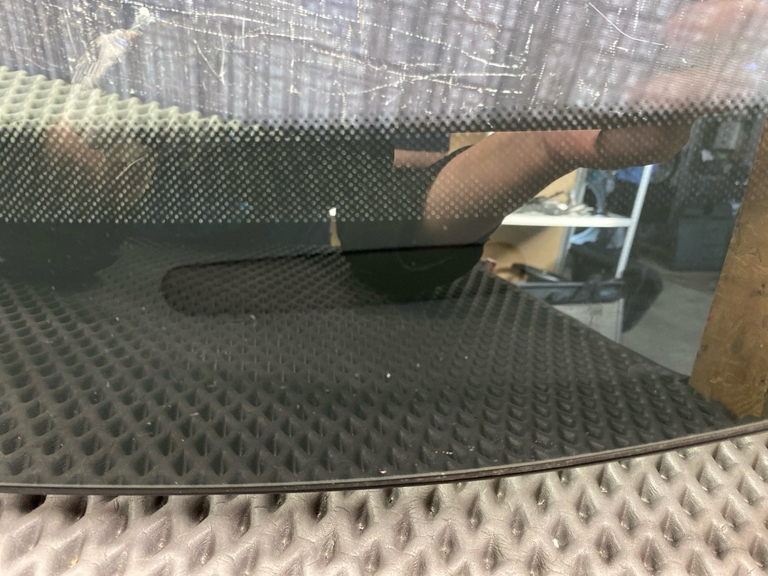 Стекло лобовое, 10130 рублей, Красноярск