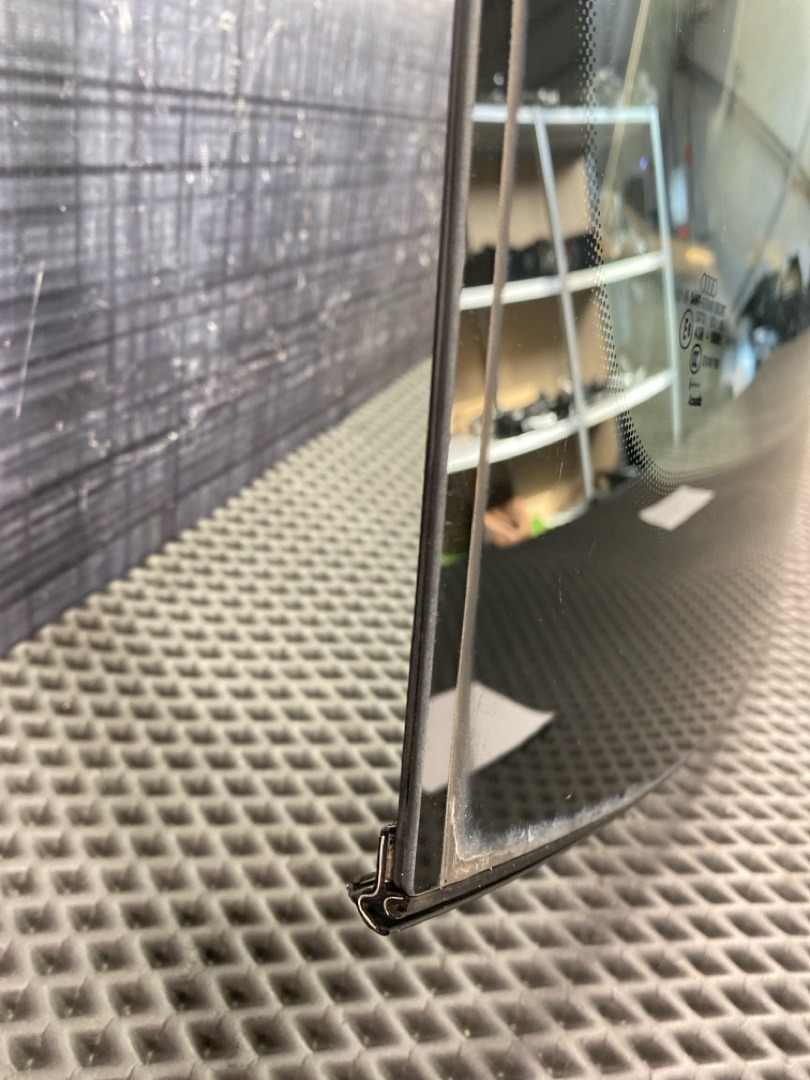 Стекло лобовое, 10130 рублей, Красноярск